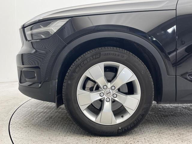 ＸＣ４０ Ｂ４　モメンタム　認定中古車　３６０°ビューカメラ　禁煙車　インテリセーフ　シートベンチレーション　メモリー機能付きパワーシート　純正９インチナビ　Ｂｌｕｅｔｏｏｔｈ　フルセグＴＶ　トールハンマーＬＥＤヘッドライト（16枚目）