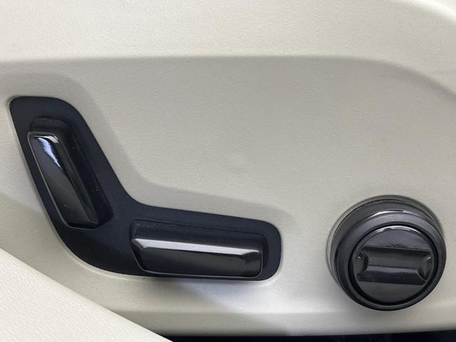 V60 T5 モメンタム 純正9インチナビ 禁煙車 インテリセーフ シートベンチレーション メモリー機能付きパワーシート Bluetooth フルセグTV LEDヘッドライト ブラインドスポットインフォメーション(7枚目)