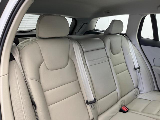 V60 T5 モメンタム 純正9インチナビ 禁煙車 インテリセーフ シートベンチレーション メモリー機能付きパワーシート Bluetooth フルセグTV LEDヘッドライト ブラインドスポットインフォメーション(13枚目)