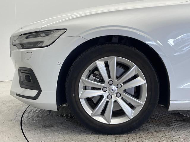 V60 T5 モメンタム 純正9インチナビ 禁煙車 インテリセーフ シートベンチレーション メモリー機能付きパワーシート Bluetooth フルセグTV LEDヘッドライト ブラインドスポットインフォメーション(16枚目)