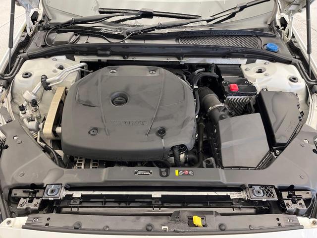 V60 T5 モメンタム 純正9インチナビ 禁煙車 インテリセーフ シートベンチレーション メモリー機能付きパワーシート Bluetooth フルセグTV LEDヘッドライト ブラインドスポットインフォメーション(20枚目)