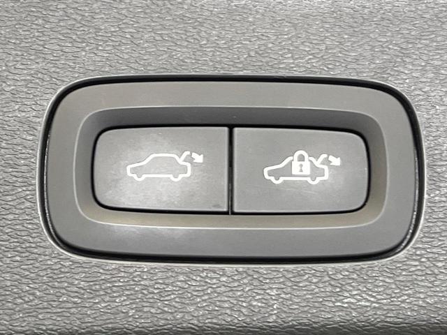 V60 T5 モメンタム 純正9インチナビ 禁煙車 インテリセーフ シートベンチレーション メモリー機能付きパワーシート Bluetooth フルセグTV LEDヘッドライト ブラインドスポットインフォメーション(23枚目)