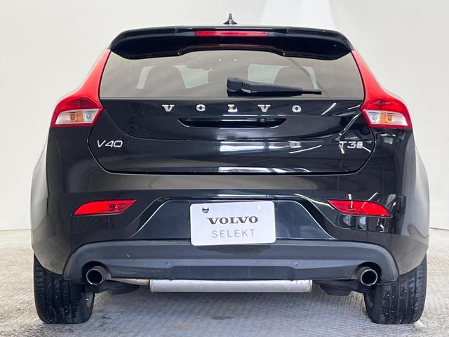 Ｖ４０ Ｔ３　インスクリプション　純正ナビ　ｈａｒｍａｎ／ｋａｒｄｏｎ　禁煙車　インテリセーフ　シートベンチレーション　パワーシート　Ｂｌｕｅｔｏｏｔｈ　トールハンマーＬＥＤヘッドライト　ブラインドスポットインフォメーション（19枚目）