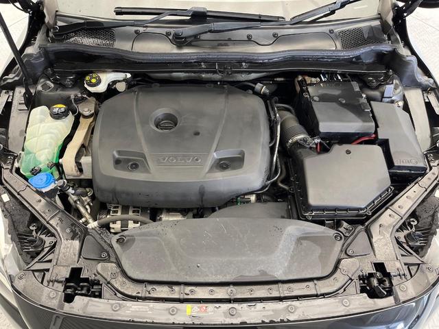 Ｖ４０ Ｔ３　インスクリプション　純正ナビ　ｈａｒｍａｎ／ｋａｒｄｏｎ　禁煙車　インテリセーフ　シートベンチレーション　パワーシート　Ｂｌｕｅｔｏｏｔｈ　トールハンマーＬＥＤヘッドライト　ブラインドスポットインフォメーション（21枚目）