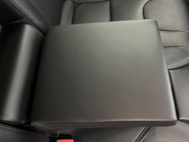 Ｖ４０ Ｔ３　インスクリプション　純正ナビ　ｈａｒｍａｎ／ｋａｒｄｏｎ　禁煙車　インテリセーフ　シートベンチレーション　パワーシート　Ｂｌｕｅｔｏｏｔｈ　トールハンマーＬＥＤヘッドライト　ブラインドスポットインフォメーション（28枚目）