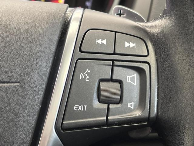 Ｖ４０ Ｔ３　インスクリプション　純正ナビ　ｈａｒｍａｎ／ｋａｒｄｏｎ　禁煙車　インテリセーフ　シートベンチレーション　パワーシート　Ｂｌｕｅｔｏｏｔｈ　トールハンマーＬＥＤヘッドライト　ブラインドスポットインフォメーション（34枚目）