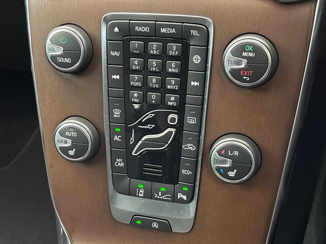 Ｖ４０ Ｔ３　インスクリプション　純正ナビ　ｈａｒｍａｎ／ｋａｒｄｏｎ　禁煙車　インテリセーフ　シートベンチレーション　パワーシート　Ｂｌｕｅｔｏｏｔｈ　トールハンマーＬＥＤヘッドライト　ブラインドスポットインフォメーション（46枚目）