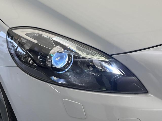 Ｖ４０ Ｄ４　ＳＥ　禁煙車　インテリセーフ　純正ＨＤＤナビ　バックカメラ　パドルシフト　フロントシートヒーター　運転席パワーシート　純正１７インチアルミホイール　Ｂｌｕｅｔｏｏｔｈ　ＣＤ・ＤＶＤ再生機能（15枚目）