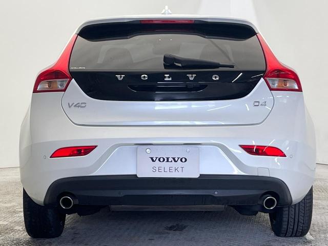 Ｖ４０ Ｄ４　ＳＥ　禁煙車　インテリセーフ　純正ＨＤＤナビ　バックカメラ　パドルシフト　フロントシートヒーター　運転席パワーシート　純正１７インチアルミホイール　Ｂｌｕｅｔｏｏｔｈ　ＣＤ・ＤＶＤ再生機能（19枚目）