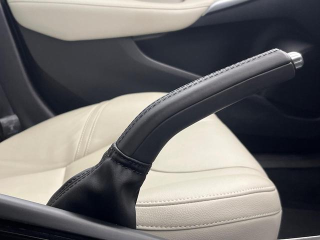 Ｖ４０ Ｄ４　ＳＥ　禁煙車　インテリセーフ　純正ＨＤＤナビ　バックカメラ　パドルシフト　フロントシートヒーター　運転席パワーシート　純正１７インチアルミホイール　Ｂｌｕｅｔｏｏｔｈ　ＣＤ・ＤＶＤ再生機能（49枚目）