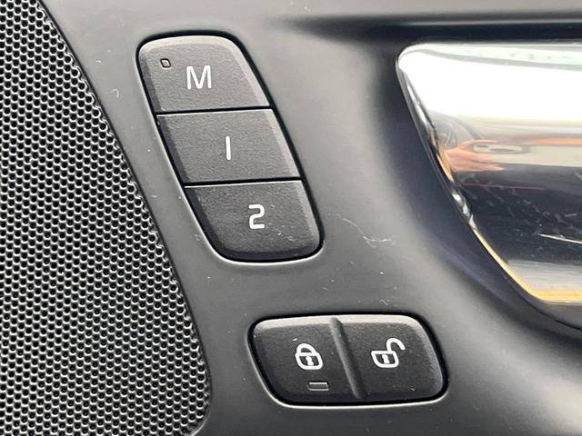 V60 T5 モメンタム 純正9インチナビ 茶革シート パイロットアシスト シートヒーター パワーシート バックカメラ Apple Car Play Bluetooth フルセグTV パワーバックドア LEDヘッドライト(9枚目)
