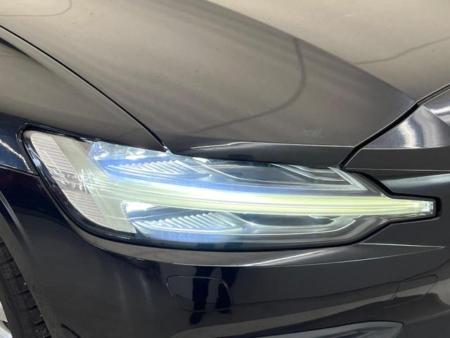 V60 T5 モメンタム 純正9インチナビ 茶革シート パイロットアシスト シートヒーター パワーシート バックカメラ Apple Car Play Bluetooth フルセグTV パワーバックドア LEDヘッドライト(15枚目)