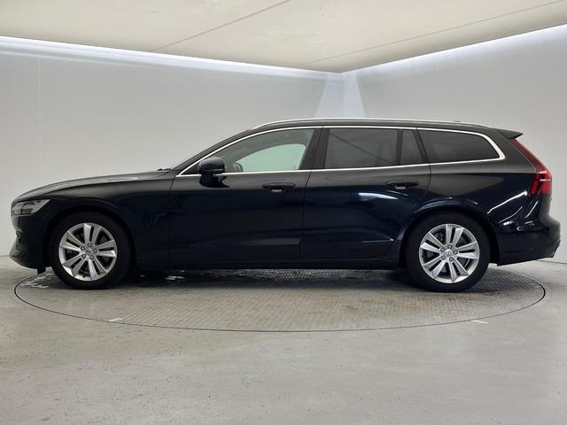 V60 T5 モメンタム 純正9インチナビ 茶革シート パイロットアシスト シートヒーター パワーシート バックカメラ Apple Car Play Bluetooth フルセグTV パワーバックドア LEDヘッドライト(20枚目)