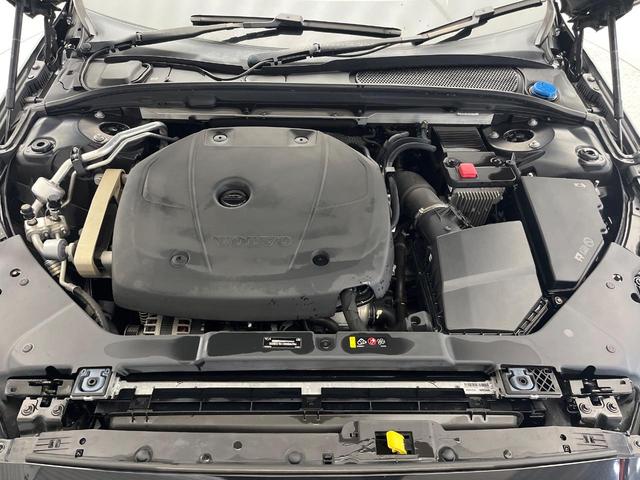 V60 T5 モメンタム 純正9インチナビ 茶革シート パイロットアシスト シートヒーター パワーシート バックカメラ Apple Car Play Bluetooth フルセグTV パワーバックドア LEDヘッドライト(21枚目)