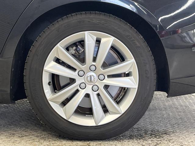 V60 T5 モメンタム 純正9インチナビ 茶革シート パイロットアシスト シートヒーター パワーシート バックカメラ Apple Car Play Bluetooth フルセグTV パワーバックドア LEDヘッドライト(28枚目)