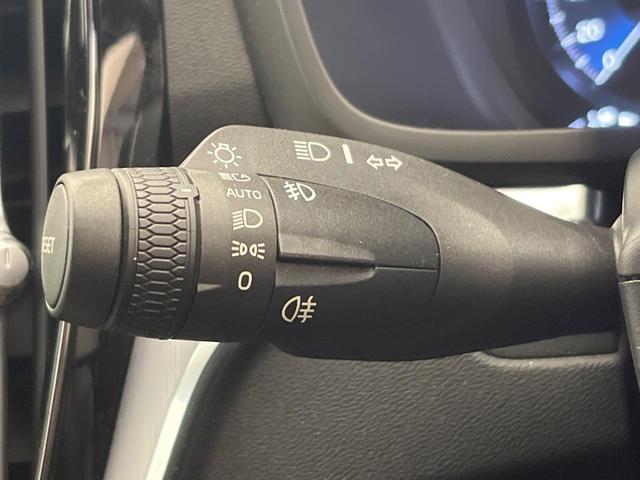 V60 T5 モメンタム 純正9インチナビ 茶革シート パイロットアシスト シートヒーター パワーシート バックカメラ Apple Car Play Bluetooth フルセグTV パワーバックドア LEDヘッドライト(37枚目)