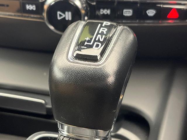 V60 T5 モメンタム 純正9インチナビ 茶革シート パイロットアシスト シートヒーター パワーシート バックカメラ Apple Car Play Bluetooth フルセグTV パワーバックドア LEDヘッドライト(49枚目)