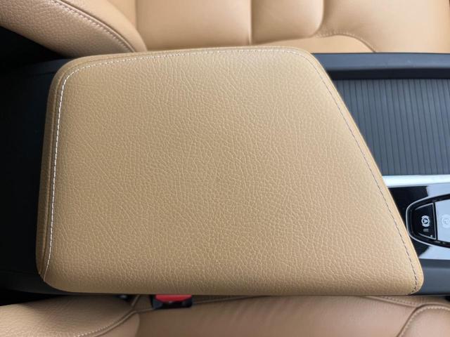 V60 T5 モメンタム 純正9インチナビ 茶革シート パイロットアシスト シートヒーター パワーシート バックカメラ Apple Car Play Bluetooth フルセグTV パワーバックドア LEDヘッドライト(52枚目)