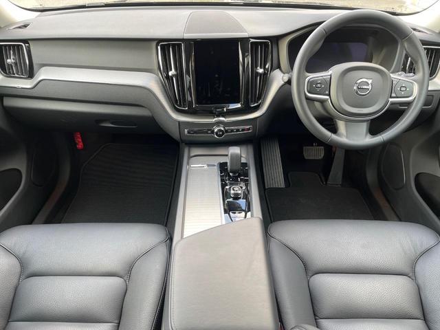 XC60 プラス B5 認定中古車 Googleナビ 360°ビューカメラ パイロットアシスト シートヒーター パワーバックドア LEDヘッドライト ブラインドスポットインフォメーション レーンキープアシスト(2枚目)