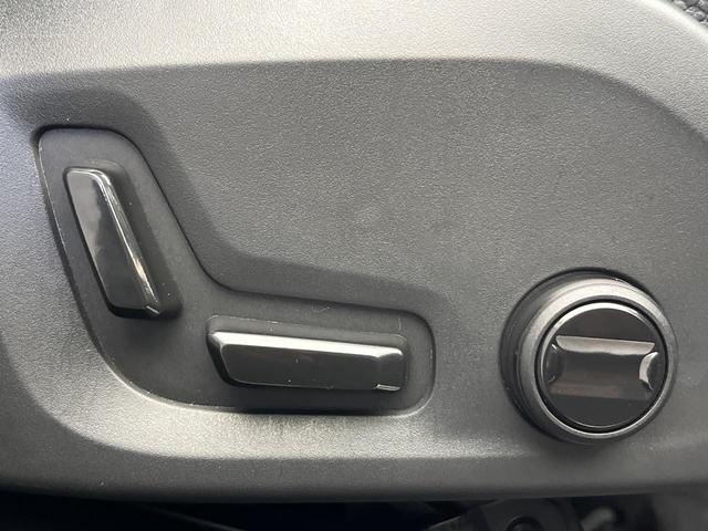 XC60 プラス B5 認定中古車 Googleナビ 360°ビューカメラ パイロットアシスト シートヒーター パワーバックドア LEDヘッドライト ブラインドスポットインフォメーション レーンキープアシスト(9枚目)