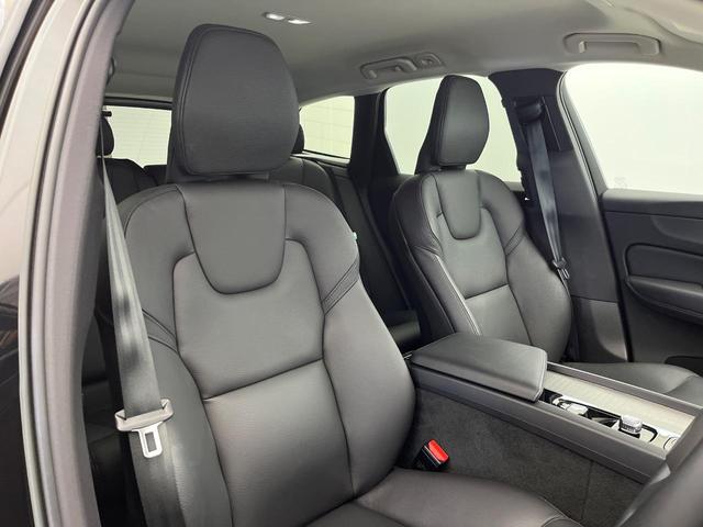 XC60 プラス B5 認定中古車 Googleナビ 360°ビューカメラ パイロットアシスト シートヒーター パワーバックドア LEDヘッドライト ブラインドスポットインフォメーション レーンキープアシスト(12枚目)