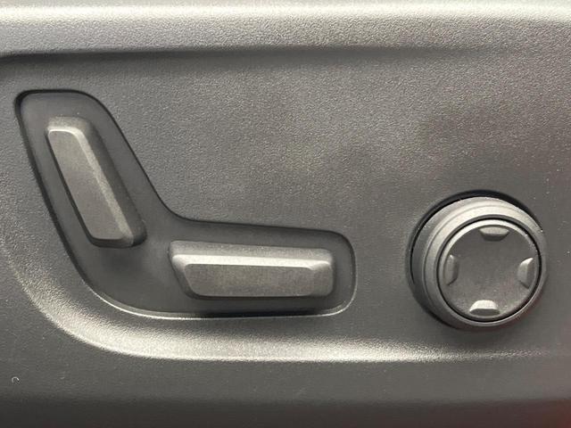 XC40 T5 AWD Rデザイン 認定中古車 サンルーフ harman/kardon 360°ビューカメラ 禁煙車 インテリセーフ シートヒーター メモリー機能付きパワーシート 純正9インチナビ フルセグTV LEDヘッドライト(9枚目)