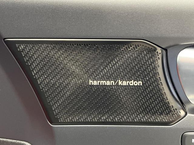 XC40 T5 AWD Rデザイン 認定中古車 サンルーフ harman/kardon 360°ビューカメラ 禁煙車 インテリセーフ シートヒーター メモリー機能付きパワーシート 純正9インチナビ フルセグTV LEDヘッドライト(35枚目)
