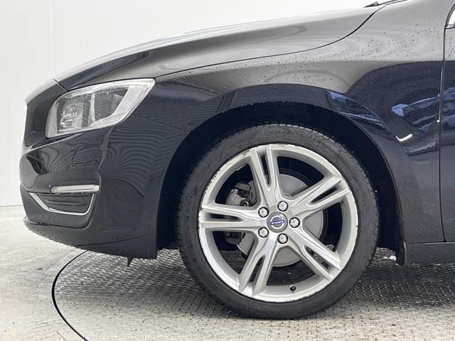 Ｖ６０ Ｄ４　クラシック　ディーゼル　サンルーフ　インテリセーフ　禁煙車　シートヒーター　パワーシート　フルセグＴＶ　Ｂｌｕｅｔｏｏｔｈ　ＬＥＤヘッドライト　ブラインドスポットインフォメーション（16枚目）