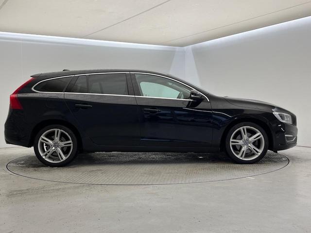 Ｖ６０ Ｄ４　クラシック　ディーゼル　サンルーフ　インテリセーフ　禁煙車　シートヒーター　パワーシート　フルセグＴＶ　Ｂｌｕｅｔｏｏｔｈ　ＬＥＤヘッドライト　ブラインドスポットインフォメーション（18枚目）