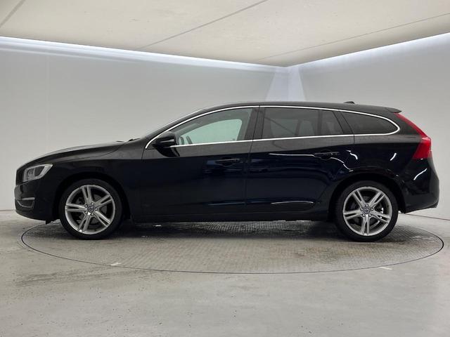 Ｖ６０ Ｄ４　クラシック　ディーゼル　サンルーフ　インテリセーフ　禁煙車　シートヒーター　パワーシート　フルセグＴＶ　Ｂｌｕｅｔｏｏｔｈ　ＬＥＤヘッドライト　ブラインドスポットインフォメーション（20枚目）