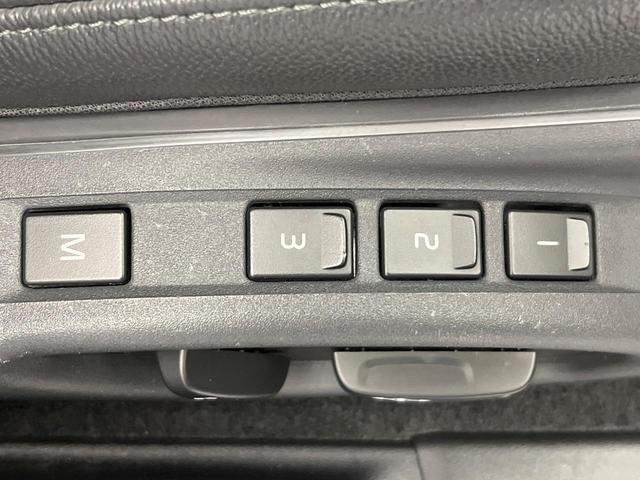 Ｖ６０ Ｄ４　クラシック　ディーゼル　サンルーフ　インテリセーフ　禁煙車　シートヒーター　パワーシート　フルセグＴＶ　Ｂｌｕｅｔｏｏｔｈ　ＬＥＤヘッドライト　ブラインドスポットインフォメーション（22枚目）