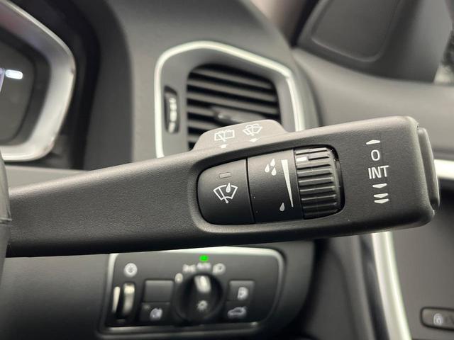 Ｖ６０ Ｄ４　クラシック　ディーゼル　サンルーフ　インテリセーフ　禁煙車　シートヒーター　パワーシート　フルセグＴＶ　Ｂｌｕｅｔｏｏｔｈ　ＬＥＤヘッドライト　ブラインドスポットインフォメーション（38枚目）