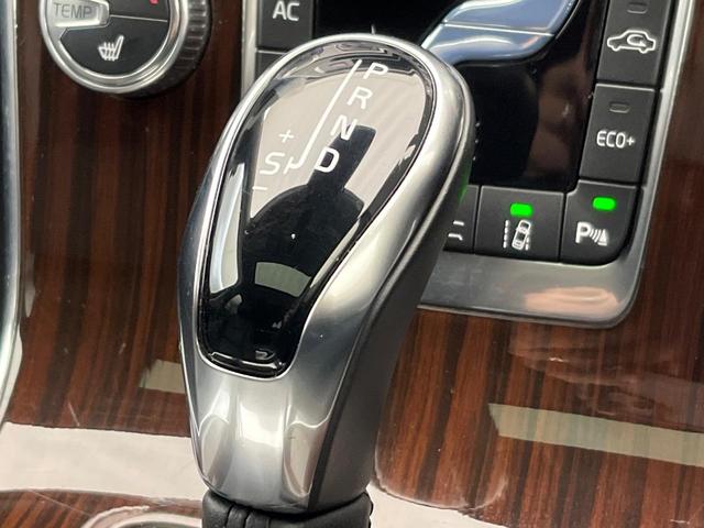 Ｖ６０ Ｄ４　クラシック　ディーゼル　サンルーフ　インテリセーフ　禁煙車　シートヒーター　パワーシート　フルセグＴＶ　Ｂｌｕｅｔｏｏｔｈ　ＬＥＤヘッドライト　ブラインドスポットインフォメーション（52枚目）