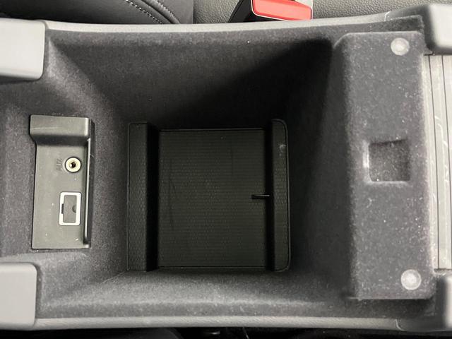 Ｖ６０ Ｄ４　クラシック　ディーゼル　サンルーフ　インテリセーフ　禁煙車　シートヒーター　パワーシート　フルセグＴＶ　Ｂｌｕｅｔｏｏｔｈ　ＬＥＤヘッドライト　ブラインドスポットインフォメーション（55枚目）