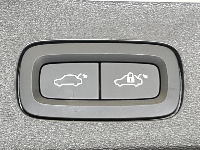 V60 クロスカントリー アルティメット B5 AWD 認定中古車 Googleモデル 360ビューカメラ パイロットアシスト シートベンチレーション メモリー機能付きパワーシート パワーバックドア LEDヘッドライト ブラインドスポットインフォメーション(25枚目)