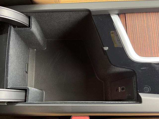 V60 クロスカントリー アルティメット B5 AWD 認定中古車 Googleモデル 360ビューカメラ パイロットアシスト シートベンチレーション メモリー機能付きパワーシート パワーバックドア LEDヘッドライト ブラインドスポットインフォメーション(57枚目)