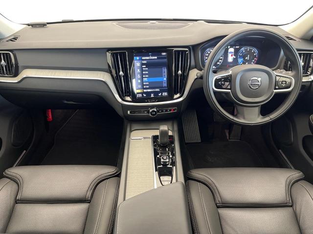 Ｖ６０ クロスカントリー　Ｂ５　ＡＷＤ　プロ　認定中古車　９インチナビ　黒革シート　ｈａｒｍａｎ／ｋａｒｄｏｎ　３６０°ビューカメラ　シートベンチレーション　シートヒーター　パワーシート　パワーバックドア　純正１９インチアルミ　ＬＥＤヘッドライト（2枚目）