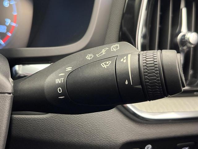 Ｖ６０ クロスカントリー　Ｂ５　ＡＷＤ　プロ　認定中古車　９インチナビ　黒革シート　ｈａｒｍａｎ／ｋａｒｄｏｎ　３６０°ビューカメラ　シートベンチレーション　シートヒーター　パワーシート　パワーバックドア　純正１９インチアルミ　ＬＥＤヘッドライト（39枚目）