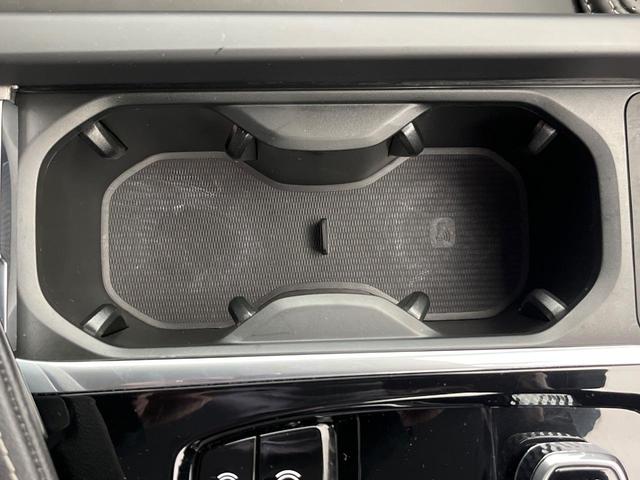 Ｖ６０ クロスカントリー　Ｂ５　ＡＷＤ　プロ　認定中古車　９インチナビ　黒革シート　ｈａｒｍａｎ／ｋａｒｄｏｎ　３６０°ビューカメラ　シートベンチレーション　シートヒーター　パワーシート　パワーバックドア　純正１９インチアルミ　ＬＥＤヘッドライト（53枚目）