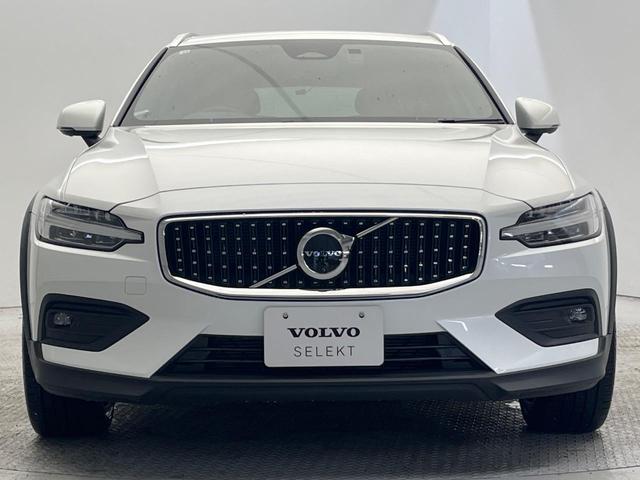 V60 クロスカントリー アルティメット B5 AWD 認定中古車 Googleモデル AWD harman/kardon 360°ビューカメラ パイロットアシスト シートベンチレーション メモリー機能付きパワーシート パワーバックドア LEDヘッドライト(17枚目)