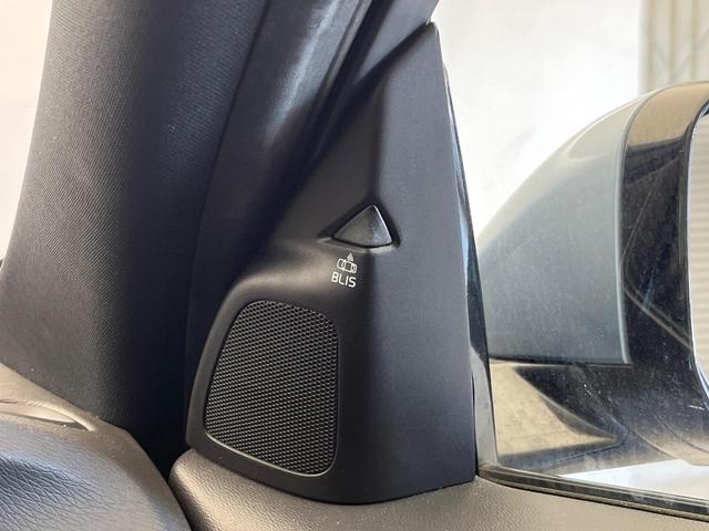 Ｖ６０ Ｄ４　ダイナミックエディション　純正ナビ　ディーゼル　メモリー機能付きパワーシート　ブラインドスポットインフォメーション　茶革シート　Ｂｌｕｅｔｏｏｔｈ　ＨＩＤヘッドライト　純正１８インチアルミホイール（8枚目）