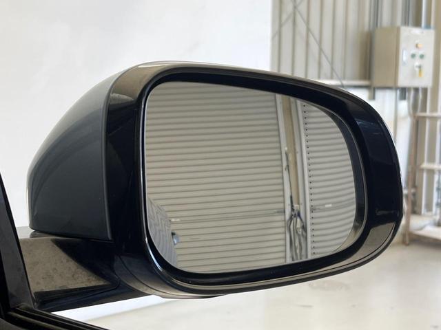 Ｖ６０ Ｄ４　ダイナミックエディション　純正ナビ　ディーゼル　メモリー機能付きパワーシート　ブラインドスポットインフォメーション　茶革シート　Ｂｌｕｅｔｏｏｔｈ　ＨＩＤヘッドライト　純正１８インチアルミホイール（33枚目）