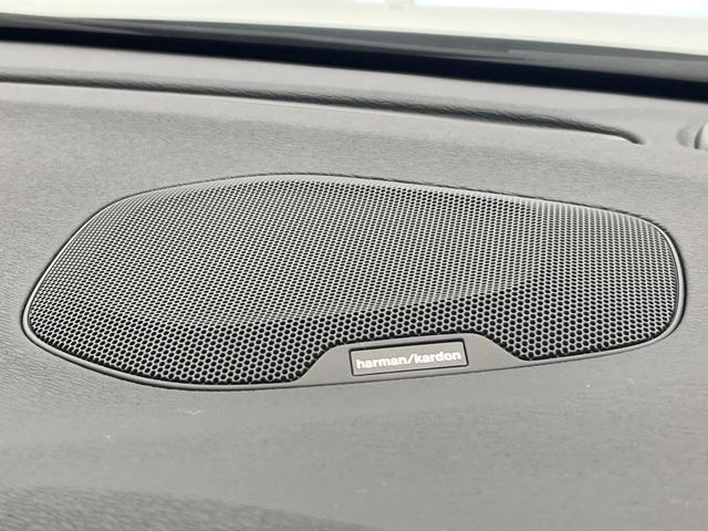 Ｖ４０ クロスカントリー　Ｄ４　サマム　ディーゼル　黒革シート　ｈａｒｍａｎ／ｋａｒｄｏｎ　禁煙車　インテリセーフ　シートヒーター　メモリー機能付パワーシート　バックカメラ　Ｂｌｕｅｔｏｏｔｈ　フルセグＴＶ　トールハンマーＬＥＤヘッドライト（5枚目）