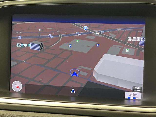 Ｖ４０ クロスカントリー　Ｄ４　サマム　ディーゼル　黒革シート　ｈａｒｍａｎ／ｋａｒｄｏｎ　禁煙車　インテリセーフ　シートヒーター　メモリー機能付パワーシート　バックカメラ　Ｂｌｕｅｔｏｏｔｈ　フルセグＴＶ　トールハンマーＬＥＤヘッドライト（6枚目）