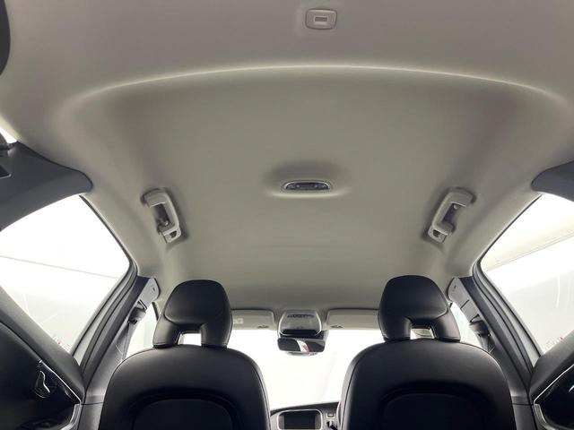 Ｖ４０ クロスカントリー　Ｄ４　サマム　ディーゼル　黒革シート　ｈａｒｍａｎ／ｋａｒｄｏｎ　禁煙車　インテリセーフ　シートヒーター　メモリー機能付パワーシート　バックカメラ　Ｂｌｕｅｔｏｏｔｈ　フルセグＴＶ　トールハンマーＬＥＤヘッドライト（22枚目）