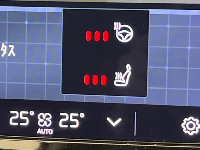 【シートヒーター】寒い日に重宝するシートヒーター！エアコンより早く温まってくれるので寒がりの人も安心ですね。エアコンの温風は乾燥するから苦手、という方にもをおすすめです。