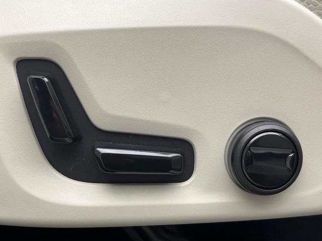 【パワーシート】スイッチ一つで簡単にシート位置の微調整が可能！電動だから力もいりません！自分に最適なシートポジションにセットして、快適なドライブをお楽しみください。