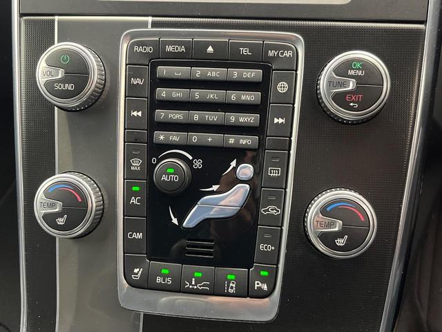 Ｖ６０ Ｄ４　Ｒデザイン　純正ナビ　ディーゼル　メモリー機能付きパワーシート　ブラインドスポットインフォメーション　本革シート　Ｂｌｕｅｔｏｏｔｈ　ＨＩＤヘッドライト　純正１８インチアルミホイール（47枚目）