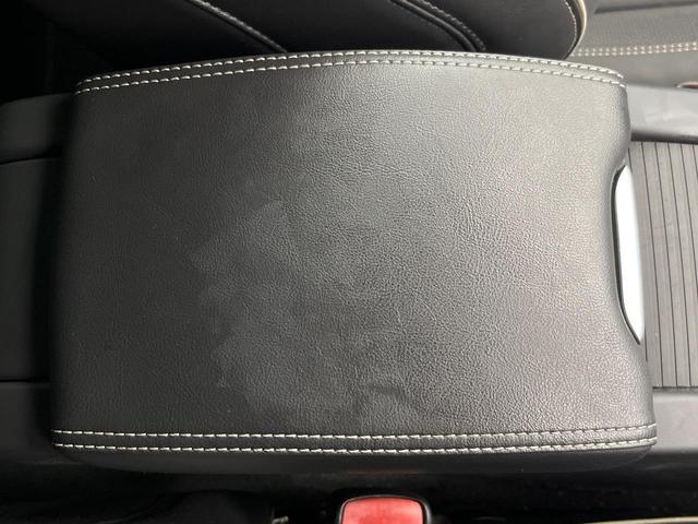 Ｖ６０ Ｄ４　Ｒデザイン　純正ナビ　ディーゼル　メモリー機能付きパワーシート　ブラインドスポットインフォメーション　本革シート　Ｂｌｕｅｔｏｏｔｈ　ＨＩＤヘッドライト　純正１８インチアルミホイール（53枚目）