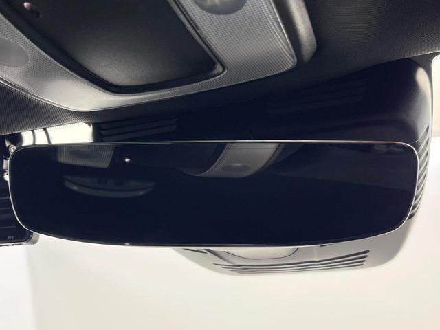 Ｖ６０ Ｄ４　Ｒデザイン　純正ナビ　ディーゼル　メモリー機能付きパワーシート　ブラインドスポットインフォメーション　本革シート　Ｂｌｕｅｔｏｏｔｈ　ＨＩＤヘッドライト　純正１８インチアルミホイール（55枚目）